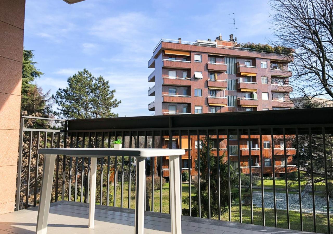 Confortevole Bilocale A Pochi Minuti Dal Centro Daire Milano Dış mekan fotoğraf